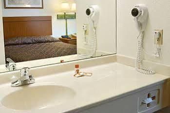 Wamego Inn And Suites 外观 照片