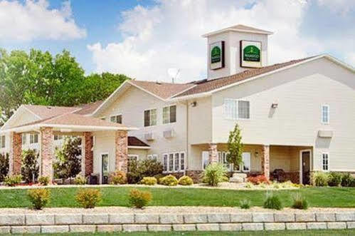 Wamego Inn And Suites 外观 照片